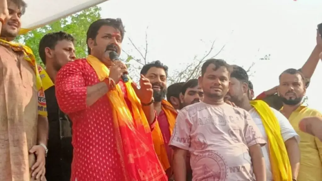Pawan Singh : पीएम मोदी की सभा के बाद पवन सिंह ने कह दी दिल की बात, काराकाट में बोले- जब से मैं चुनाव लड़ने आया…
